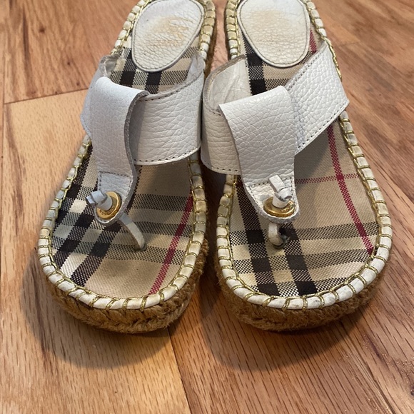 Burberry Calf Leather Thong Sandal Wedge with Box size 37 - Picture 4 of 11